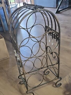 Rustic Metal Wine Rack with Crystal Accent